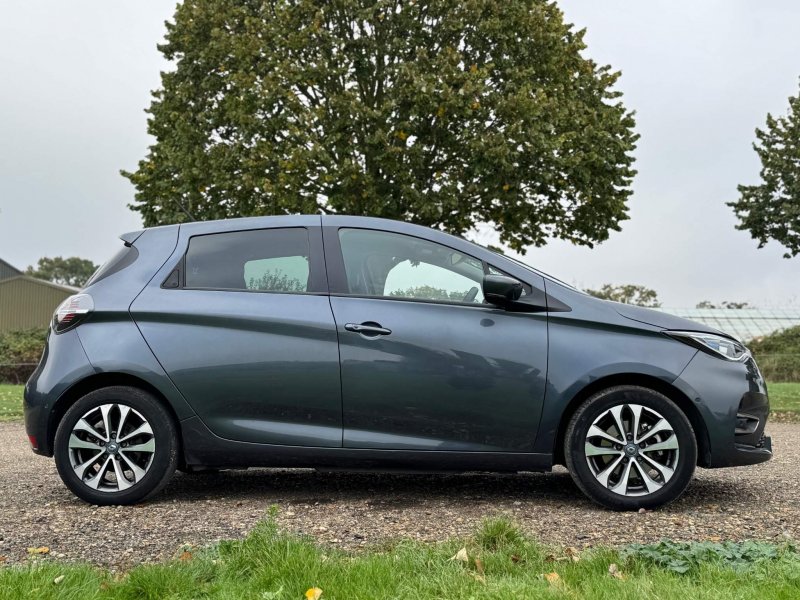 RENAULT ZOE