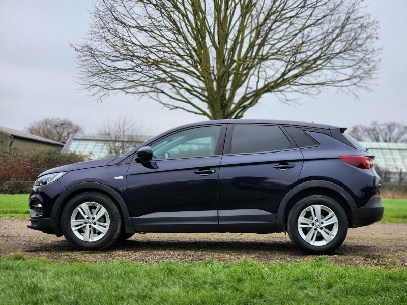 VAUXHALL GRANDLAND X